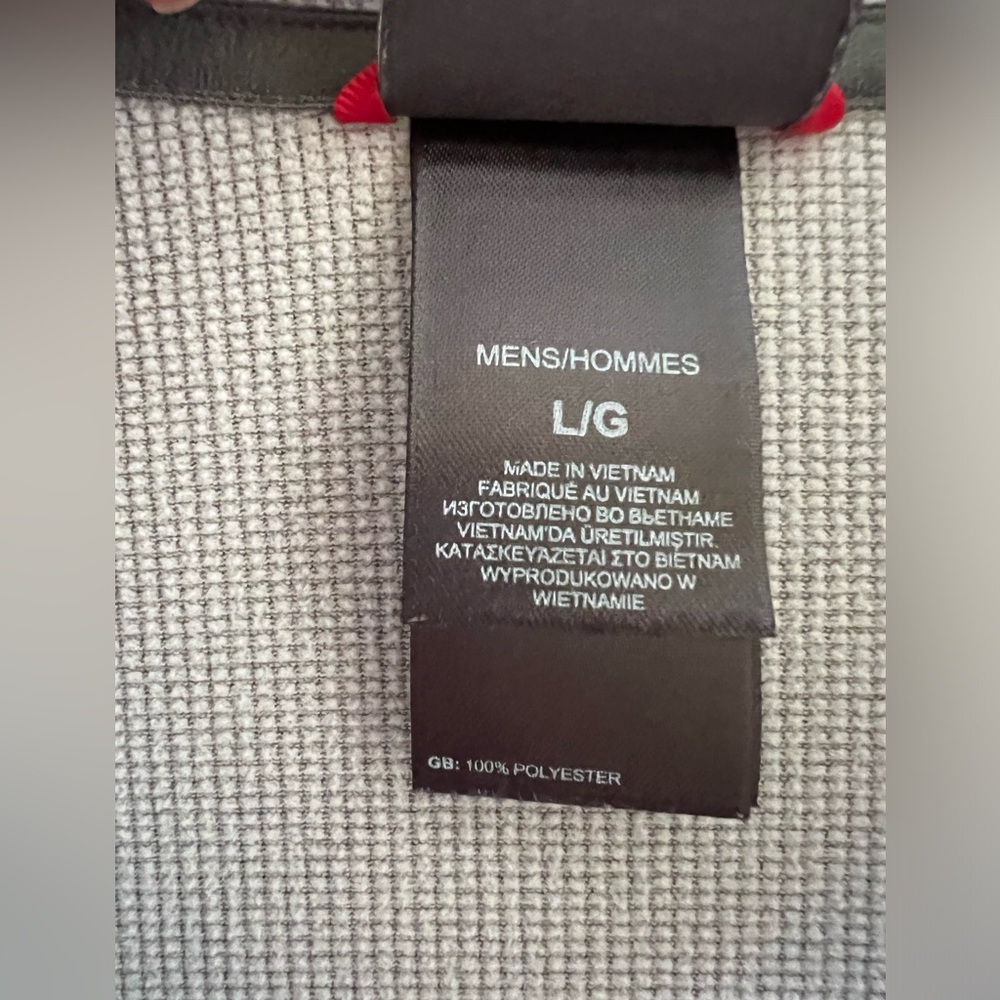 North Face Pullover - image 6